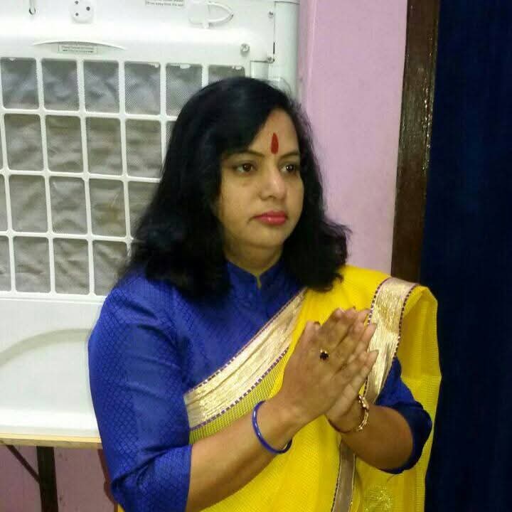 रतलाम /रेल यात्रियों की सुरक्षा हेतु व्यवहारिक सुझाव दिए : भाजपा महिला नेत्री सीमा टांक ने DRM को लिखा पत्र, यात्रियों के लिए उठाई मांग