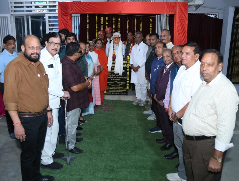 लायंस क्लब जावरा की पारिवारिक सभा संपन्न : प्रतिमा लोकार्पण, 65 केवी सोलर पैनल उद्घाटन एवं पूर्वाध्यक्ष सम्मान समारोह आयोजित