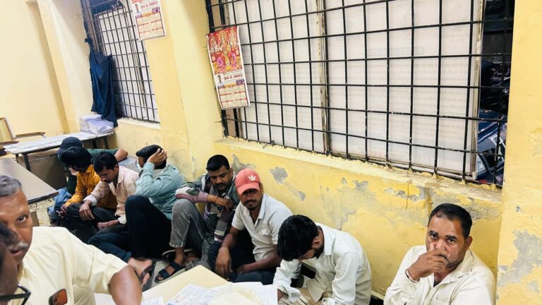 रतलाम /खाकी’ पर प्रहार की साजिश? जुआ माफिया के निशाने पर बांगरोद चौकी प्रभारी : निष्पक्ष कार्रवाई को रोकने के लिए रचा जा रहा ‘शिकायत’ का चक्रव्यूह!