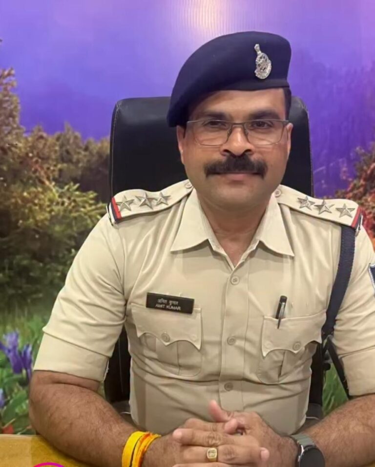 रतलाम /नामली के नए थाना प्रभारी बने अमित कोरी-संभाली कमान : गायत्री सोनी लाइन हाजिर,एसपी अमित कुमार ने की त्वरित कार्रवाई, दिए जांच के निर्देश