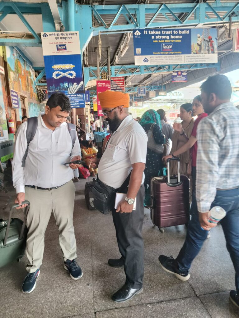 रतलाम मंडल ने टिकट चेकिंग में एक दिन में 16.56 लाख रुपये का राजस्व अर्जित कर बनाया नया रिकॉर्ड,कई स्टेशनों पर चला विशेष अभियान