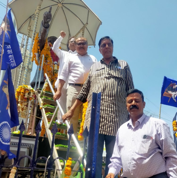 रतलाम/जिला अभिभाषक संघ द्वारा मनाई गई डॉक्टर अंबेडकर जयंती ; डॉ. भीमराव अंबेडकर केवल एक व्यक्तित्व नहीं, बल्कि एक विचारधारा हैं -प्रधान जिला एवं सत्र न्यायाधीश नीना आशापुरे