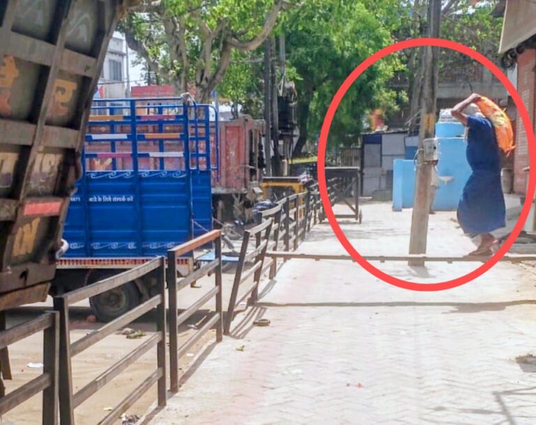 उज्जैन/नगर निगम एवं मंडी प्रशासन ने साधी रहस्यमय चुप्पी ; दरवाजे खोलकर अनाज का अवैध परिवहन व आसमाजिक तत्वों ने मोहन नगर के पीछे की रैलिंग को जानबूझकर तोड़ा,निगम की संपत्ति को पहुंचाए नुकसान – कार्रवाई की मांग 