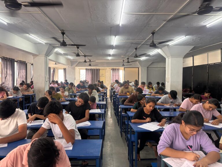 NEET-UG विशेष ; री-नीट के फैसले के बाद ‘अभ्यास’ का बड़ा संकल्प — विशेष ‘अभ्यास टेस्ट सीरीज’ से विद्यार्थियों को मिलेगा नई सफलता का मार्ग