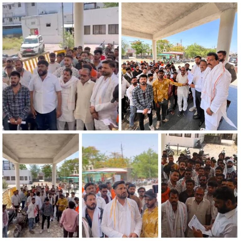 बकरीद से पहले ; विहिप-बजरंग दल का जोरदार प्रदर्शन, राज्यपाल के नाम तहसीलदार पांडे सौंपा ज्ञापन : गौ तस्करी और गौ हत्या पर सख्ती की मांग