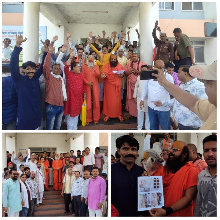 रतलाम के प्राचीन श्री कृष्ण मंदिर को अतिक्रमण मुक्त कराने की उठी मांग ; सनातन समाज ने कलेक्टर के नाम डिप्टी कलेक्टर शर्मा को सौंपा ज्ञापन,1976 में कृष्ण मंदिर के नाम थी जमीन,अवैध तरीके से दस्तावेज तैयार कर किया विक्रय