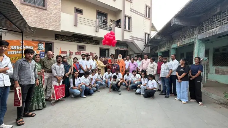 🩸रक्तदान करें, जीवन बचाएं/खुशी एक पहल वेलफेयर सोसायटी का विशाल रक्तदान शिविर ; 85 यूनिट रक्तदान, 11 रक्तवीरों का सम्मान, लाल गुब्बारे छोड़कर दिया रक्तदान का संदेश