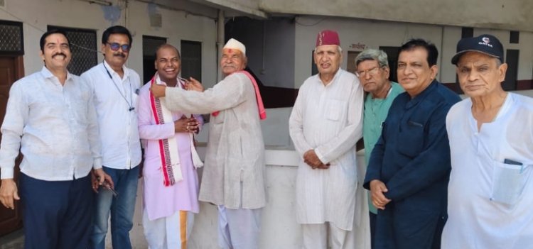 रतलाम/श्री सिखवाल समाज देवस्थान न्यास की बैठक में हुआ निर्णय ;सतीश त्रिपाठी बने श्री महर्षि श्रृंग विद्यापीठ के अध्यक्ष