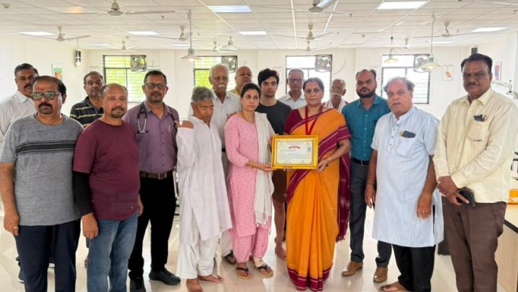 रतलाम/पुरुषोत्तम मास में देहदान: शिक्षक परिवार का प्रेरणादायी निर्णय,प्रदेश शासन के गार्ड ऑफ ऑनर के साथ अंतिम विदाई-नेत्र दान से मिलेगी नई जिंदगी