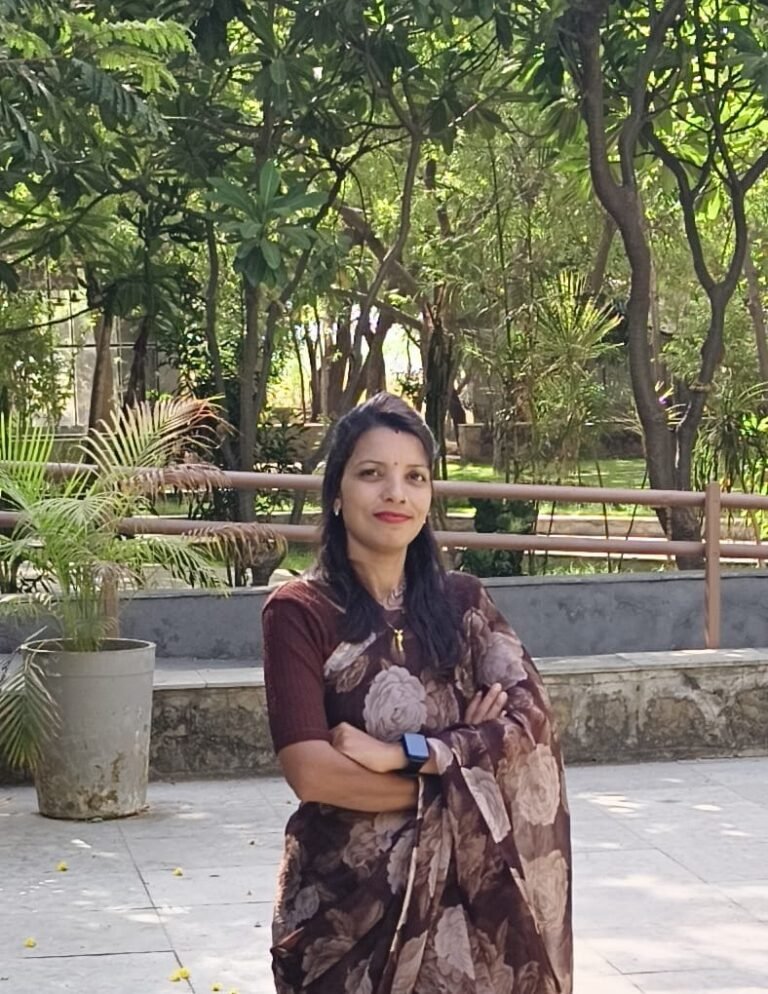 रतलाम/समाजसेवी रेणुका पोरवाल ने रेलवे बोर्ड को भेजा सुझाव पत्र ;सावन में रेलवे स्टेशनों और ट्रेनों में मांसाहारी खाद्य पदार्थों की बिक्री पर रोक की मांग,रेलवे बोर्ड और पश्चिम रेलवे से स्पष्ट नीति व दिशा – निर्देश जारी करने का अनुरोध